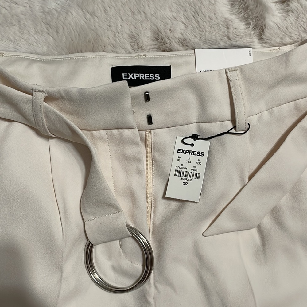 🆕 Express Wide Leg High Rise Pant - Picture 2 of 6